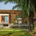 © Zakee Man Anjung House / Eleena Jamil Architect - Exterior Photography, Garden