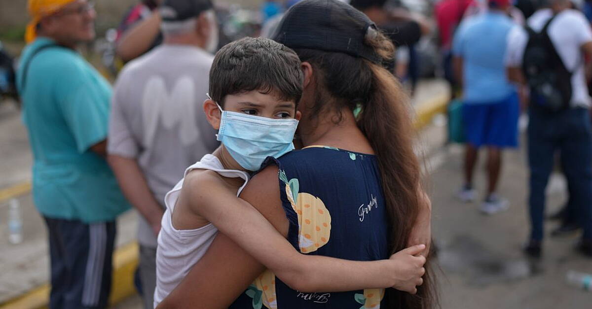 Warnings of infectious diseases and overwhelmed hospitals after Venezuela quakes
