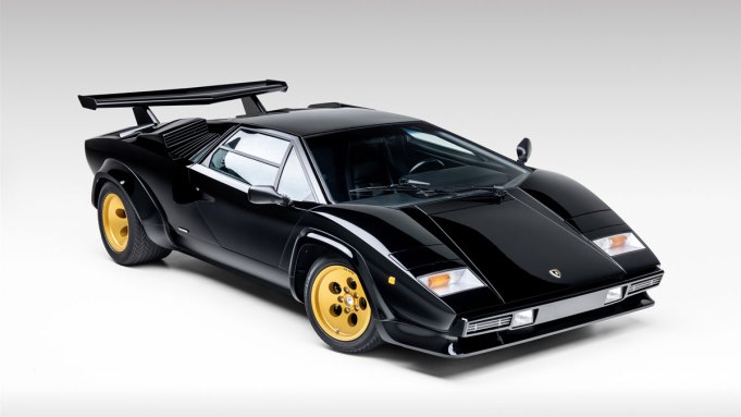 This 1985 Lamborghini Countach Could Fetch $1.1 Million at Auction