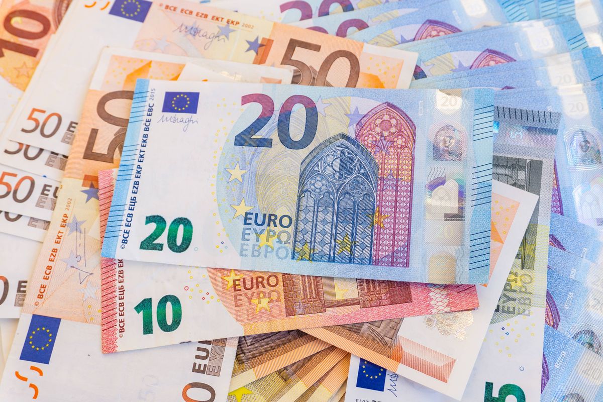 Euro notes