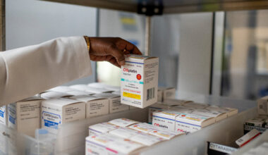 Shortage of Chemotherapy Drugs Brings Rationing Fears for Cancer Patients