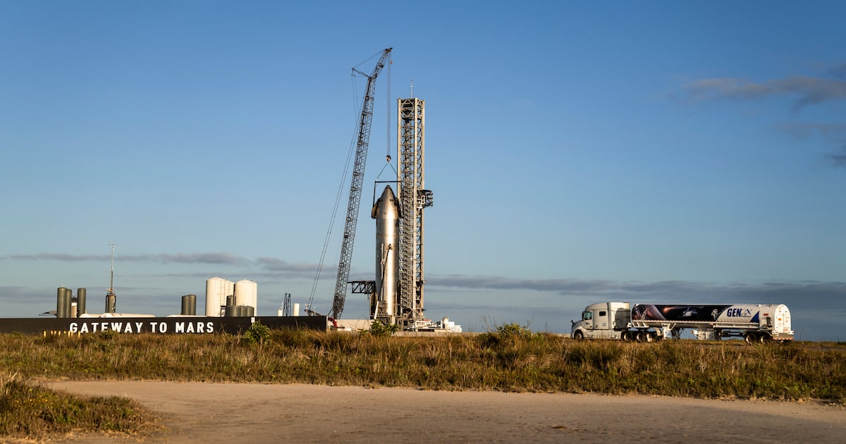 Heavily in debt, loss-making, with eyes on sending people to Mars. Why invest in SpaceX? – The Irish Times