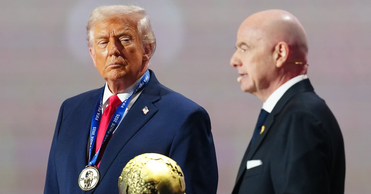 Irish MEPs join calls for investigation into Gianni Infantino over Fifa’s Trump peace prize – The Irish Times