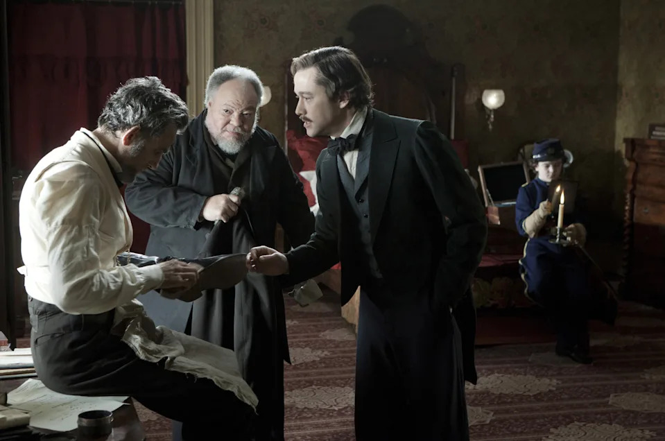 A scene from Lincoln with Daniel Day-Lewis