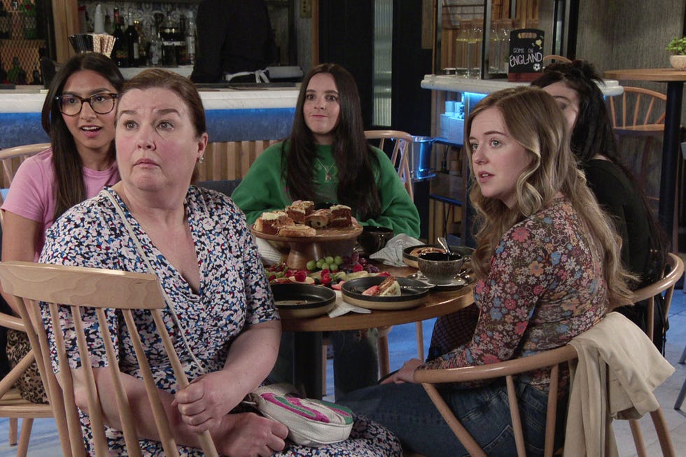 Amy Barlow, Asha Alahan, Nina Lucas, Coronation Street amy barlow, asha alahan, nina lucas, coronation street