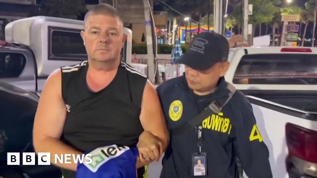 Australian man charged with murder after girl found dead in suitcase in Thailand - BBC