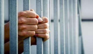Prison sentence for sardine thief who abused shop staff in West Cork