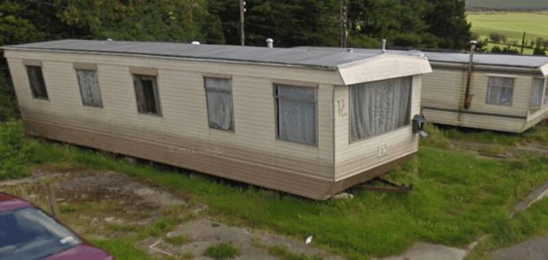 The type of structure that was previously located on the lands.