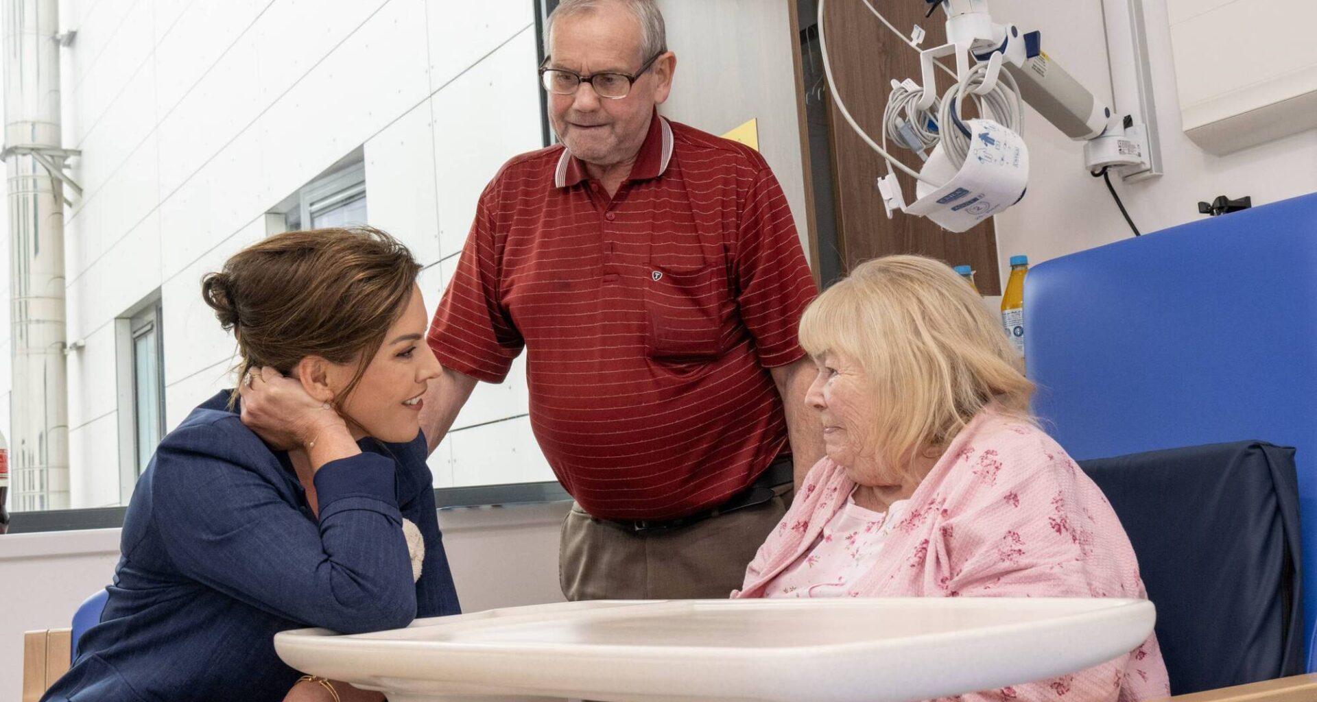 Minister for health Jennifer Carroll MacNeill (left) meeting with patient Betty O'Sullivan (right) from Glanworth and her husband Pat (centre). Picture: Brian Lougheed