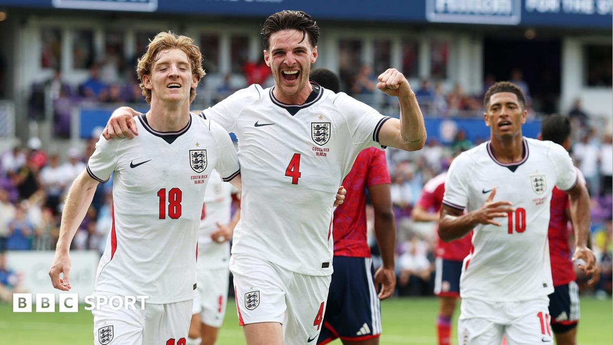 England's Jude Bellingham takes a drink during the pre-World Cup friendly against Costa Rica in Orlando.