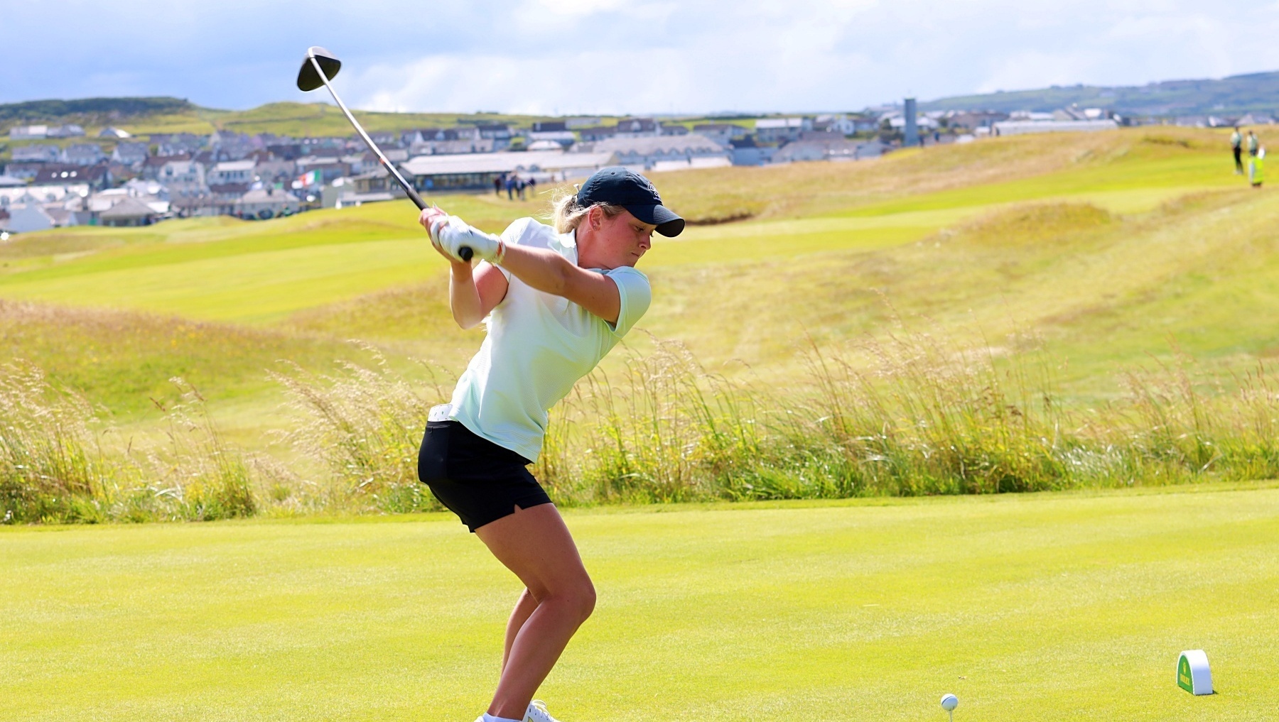 Cork golfers Sara Byrne and James Sugrue awarded Golf Ireland Professional Grants