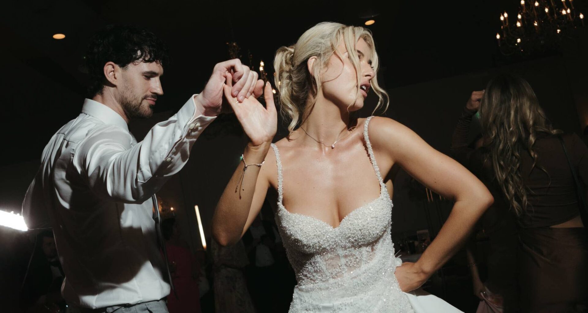 Laura Nolan and Matthew MacNabb on their wedding day. Picture: Guilherme Resende & Edgar Camargo @guilhermertds