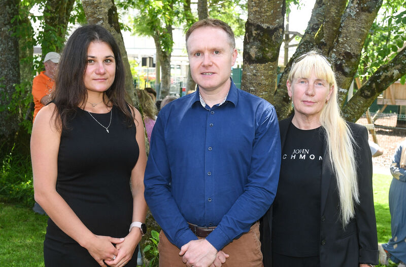 Cork East TD Liam Quaide, Social Democrats, with Kateryna Chumachenko and Svitlana Komurko.