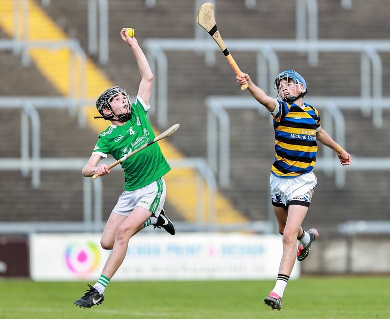 Ballincollig's Tommy Fitzgerald makes a good catch in the final against Michael Cusacks. Picture: Thomas Flinkow/Sportsfile