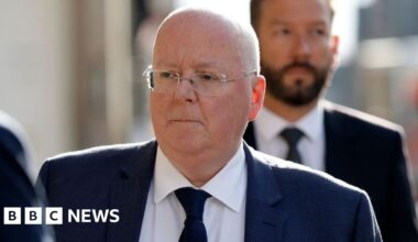 Call for joint Holyrood-Westminster inquiry into Murrell's embezzlement - BBC