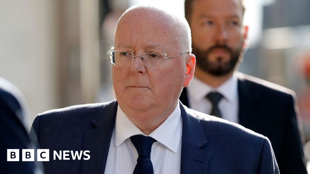 Call for joint Holyrood-Westminster inquiry into Murrell's embezzlement - BBC