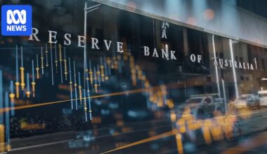 RBA live updates: Reserve Bank tipped to keep interest rates on hold, ASX in red despite Wall Street rally