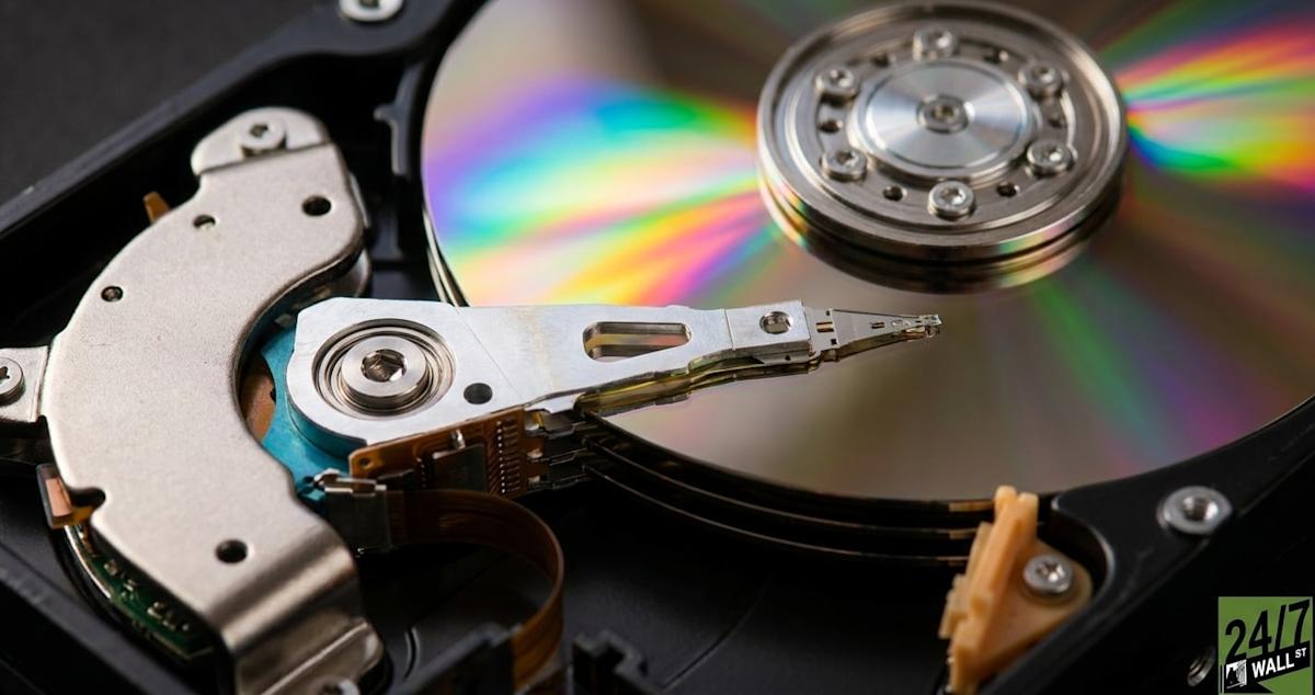 Stanley Druckenmiller Backs These 3 AI Infrastructure Stocks: Should You Follow?