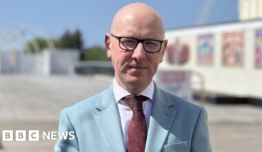Starmer loyalist Patrick Hurley backs Andy Burnham for leader - BBC