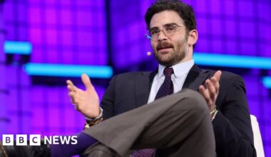 Hasan Piker and Cenk Uygur blocked from entering UK by Home Office - BBC