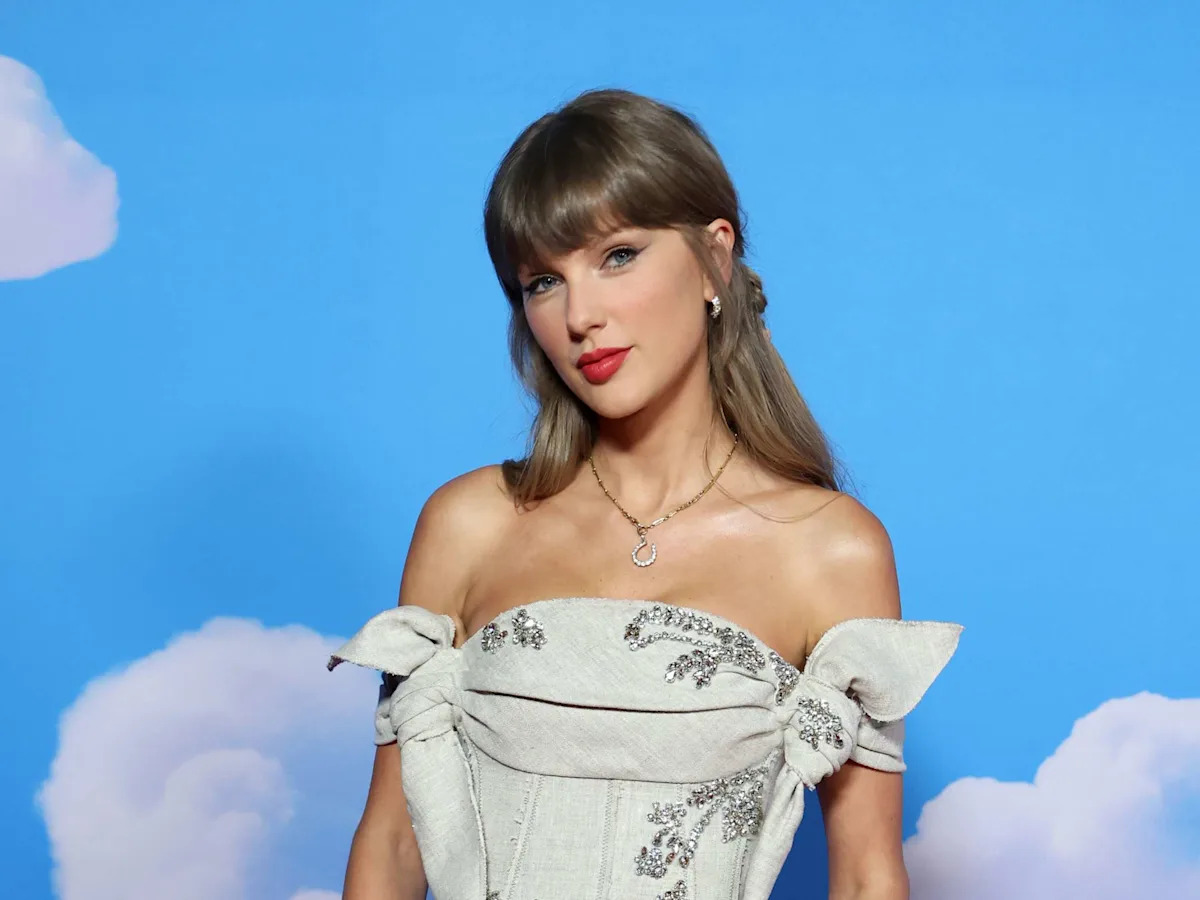 Taylor Swift Rewears a Meaningful Diamond Necklace in a Clever Easter Egg to Her 'Toy Story' Song