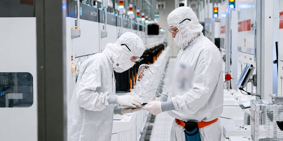 Inside Intel's AI Chip Factory Where Humans Are the Greatest Threat