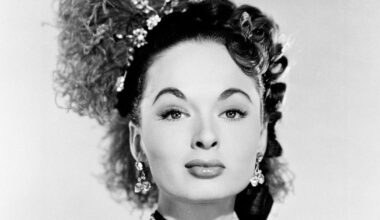 Oscar Nominee Ann Blyth, Teen Star Of 'Mildred Pierce,' Dead At 98