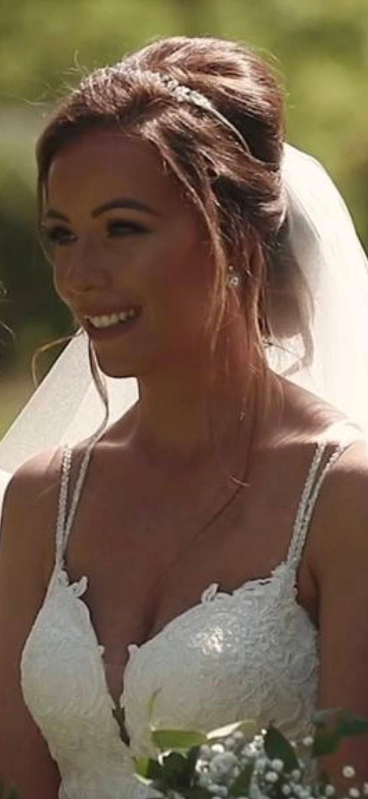Shellie on her wedding day in 2021