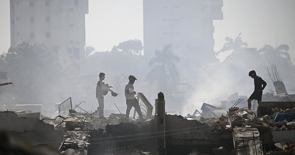 ‘They’ve abandoned us’: Anger as race to find survivors in Venezuela earthquake runs out – The Irish Times