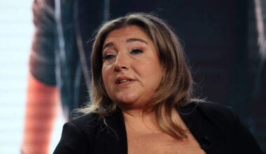 ‘Supernanny’ Makes Bold Statement About Modern-Day Parenting—and Teachers Are Agreeing With Her
