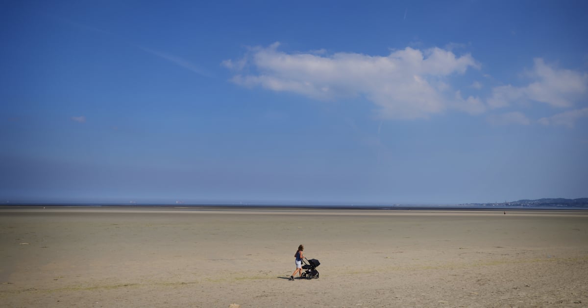 Ireland ‘at the edge’ of European heat dome as Met Éireann issues hot-weather warnings – The Irish Times