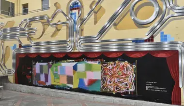 (PHOTOS) New Eureka Theater Mural Showcases Student Spray Paint Artists | Lost Coast Outpost