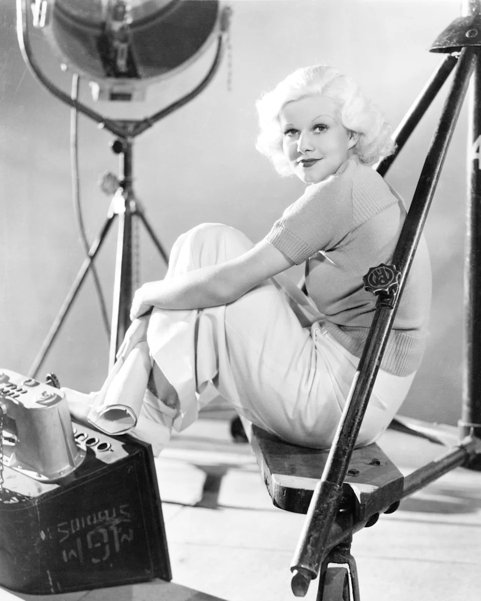 American actress Jean Harlow (1911 - 1937), circa 1935.