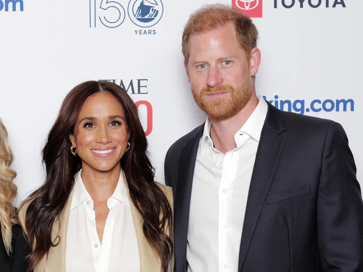 The Royal Family Members Prince Harry Is 'Very Keen' To See During UK Trip With Meghan Markle & Kids