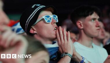 Scotland fans prepare for crucial World Cup match with Morocco - BBC
