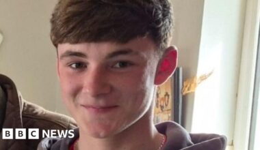 Tadhg Callaghan Carter: Teenager who died at Donegal rally is named - BBC