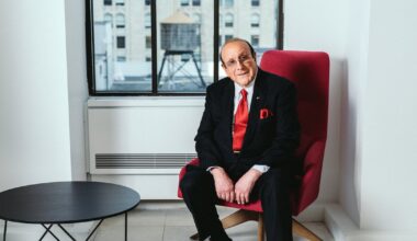 Clive Davis, who launched careers of Whitney Houston, Patti Smith and Bruce Springsteen, dies aged 94 – The Irish Times