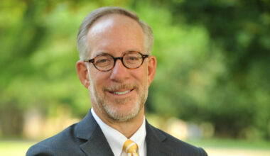 MultiCare CEO Bill Robertson to retire at year end