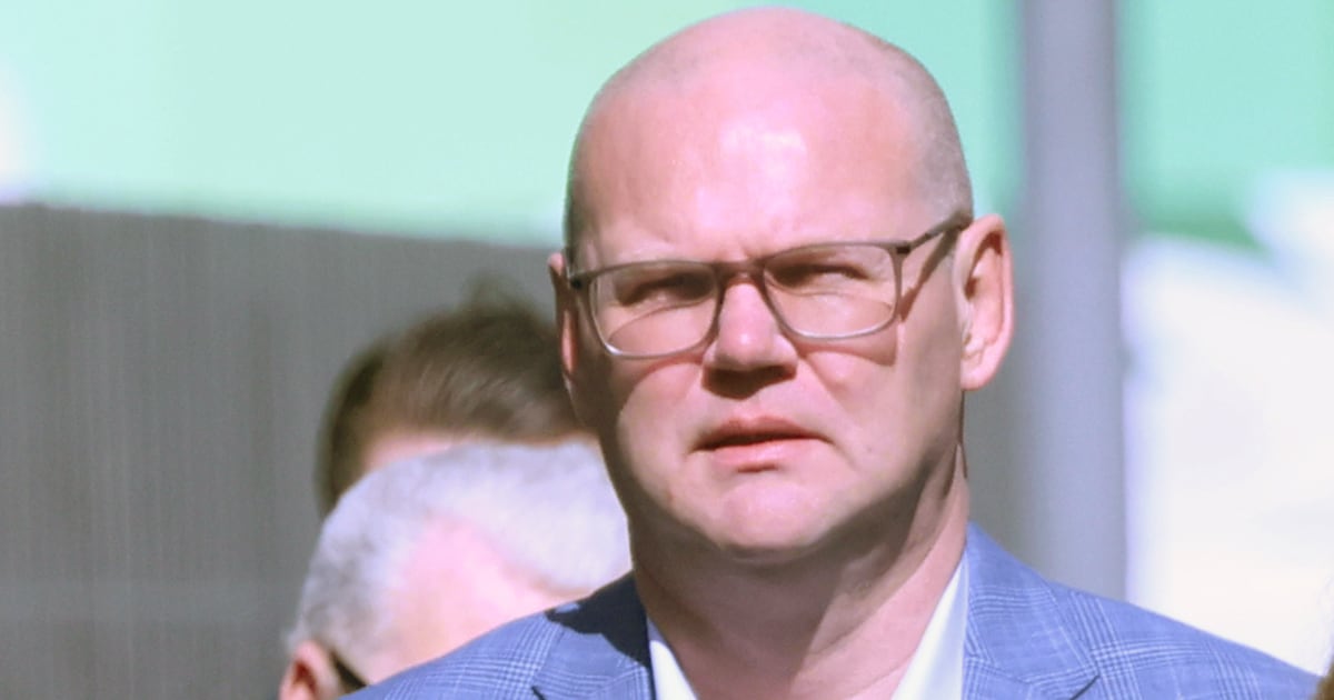 Surgeon accused of going ‘completely berserk’ and assaulting three at Limerick hotel pleads not guilty – The Irish Times