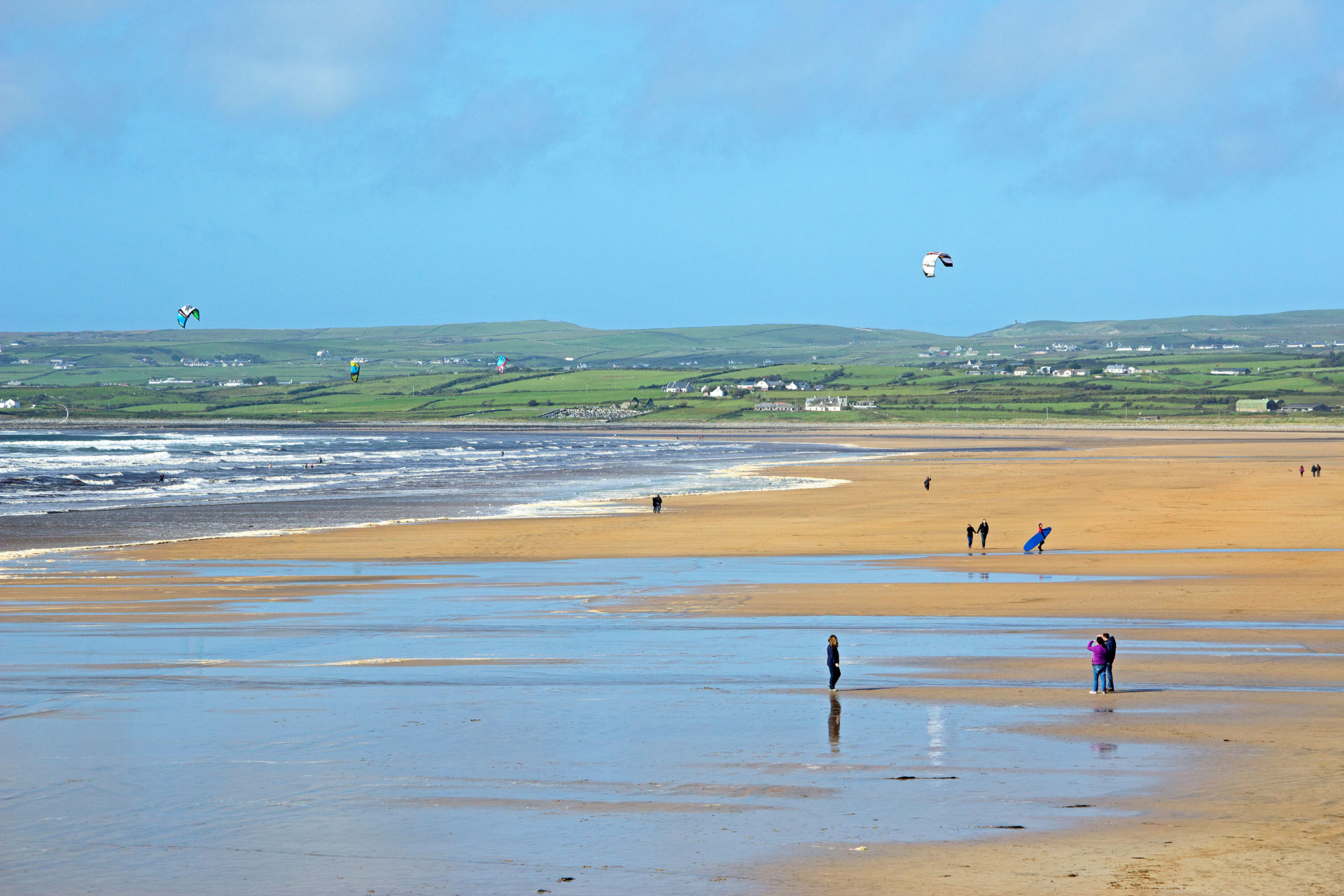 Ireland weather: CXY561 beach, Lahinch, Co. Clare, Republic of Ireland
