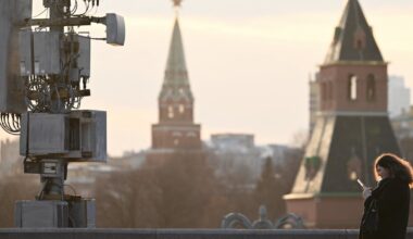 ‘Nothing works’: Russians react as intelligence services shut down the internet – The Irish Times