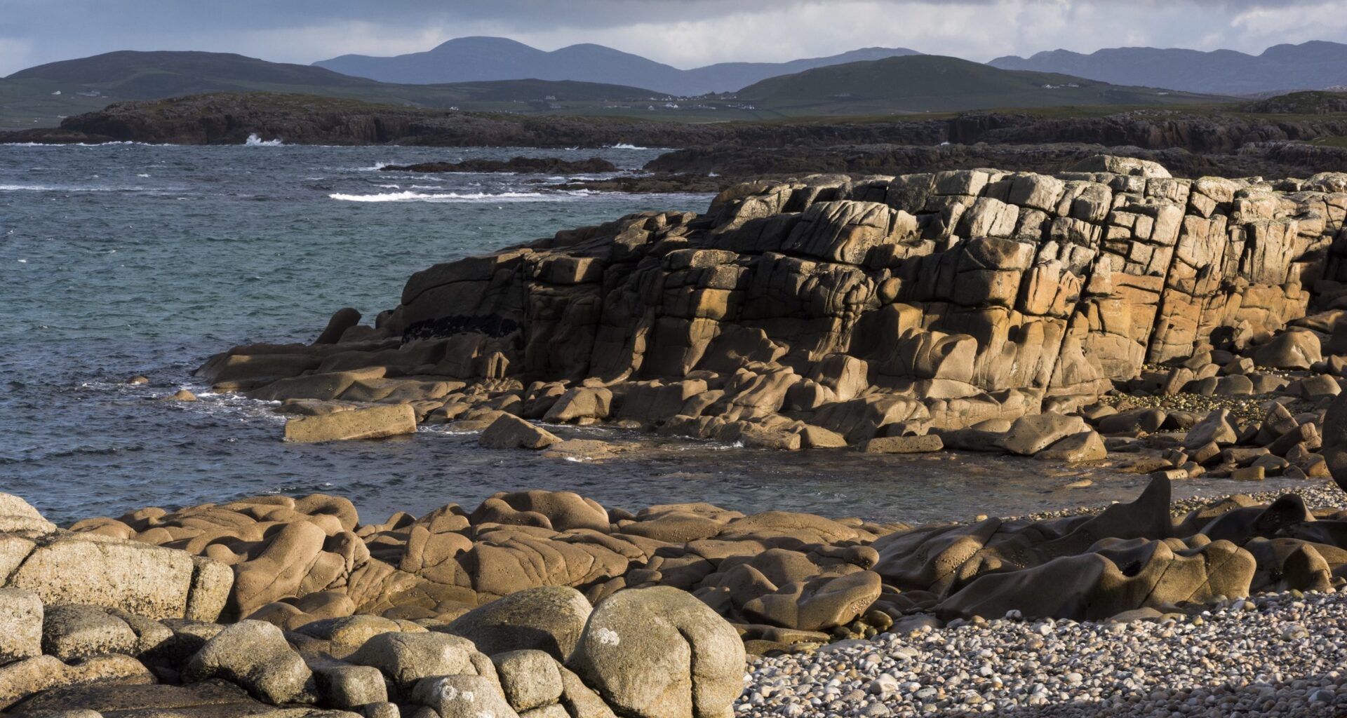 Basking sharks spotted in Donegal Bay - Highland Radio