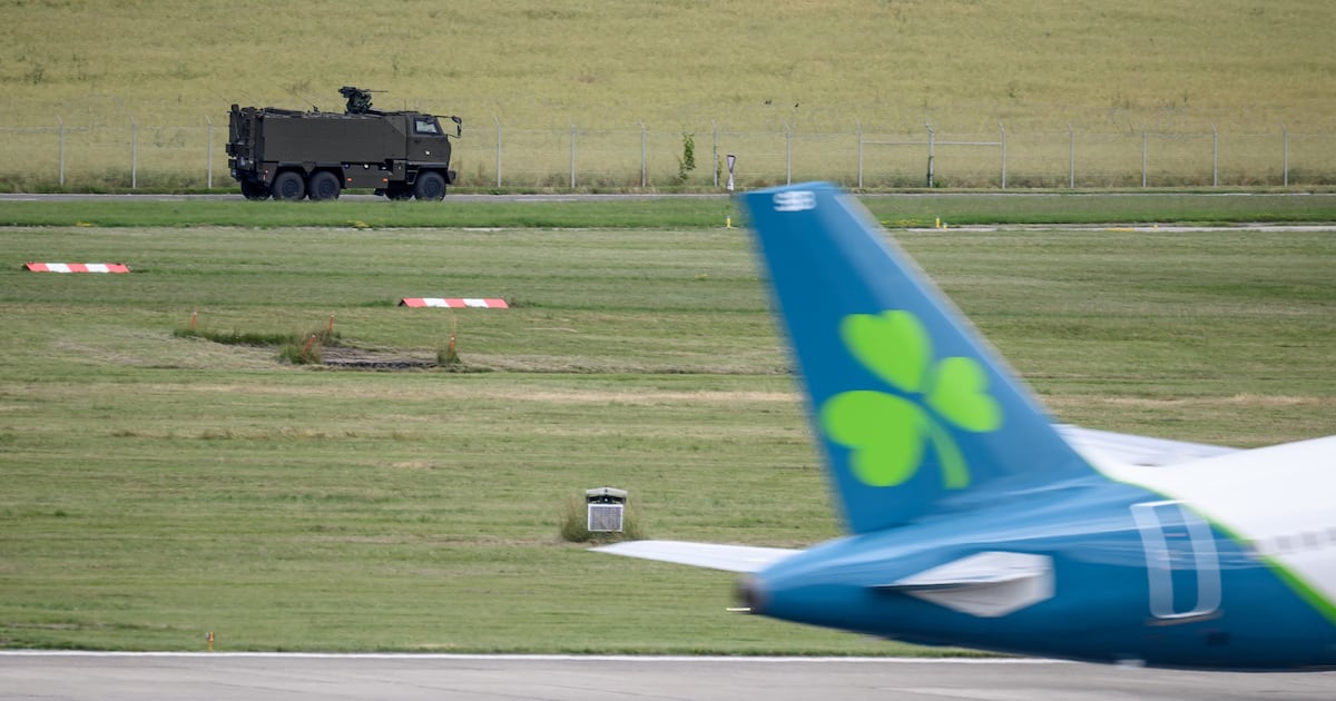 Aer Lingus apologises to Canadian family for refund delay after removal from flight – The Irish Times