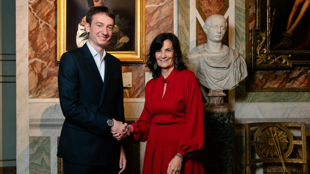 Frederic Arnault;Francesca Cappelletti