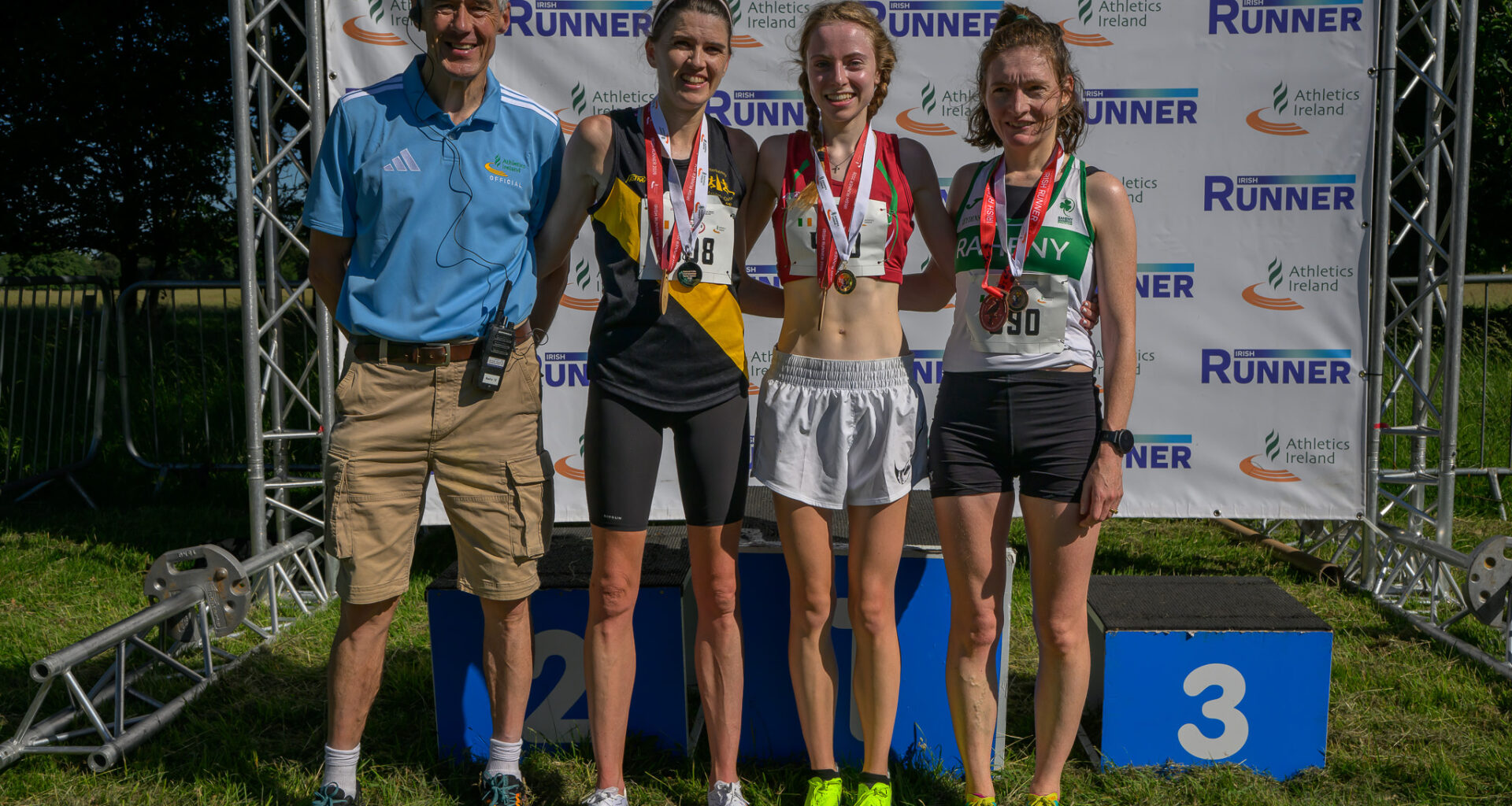 O’Regan and Murphy Take National 5 Mile Titles