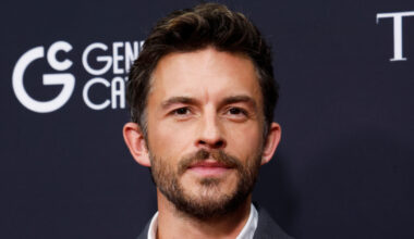 Jonathan Bailey