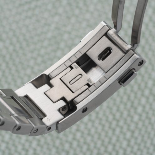 inside Grand Seiko Evolution 9 Spring Drive U.F.A. SLGB009 micro-adjustable clasp