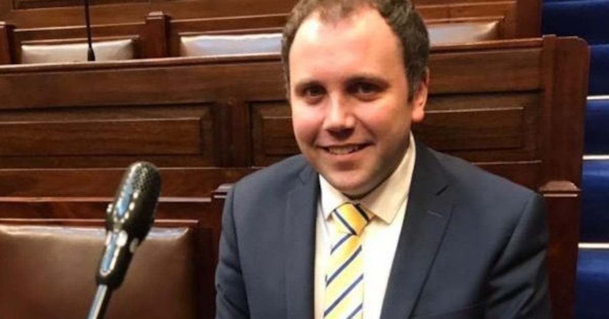 State should buy Easter Rising ‘flag of truce’, FF TD says – The Irish Times