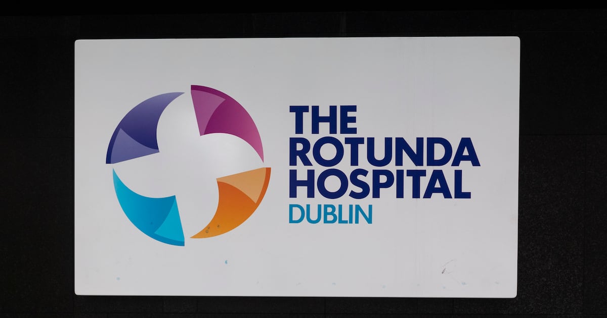 Prestige or patient choice? Rotunda resists plan to stop public-only consultants offering private maternity care – The Irish Times