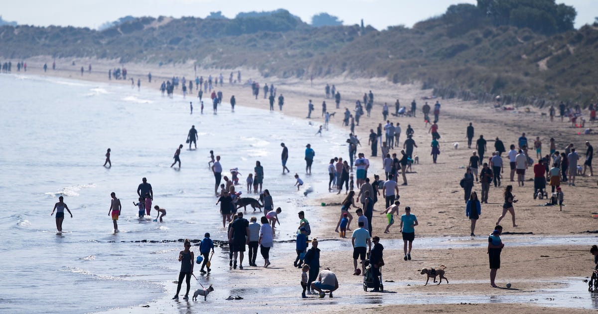 Heat dome could emerge over Europe as Met Éireann forecasts temperatures of up to 25 degrees – The Irish Times